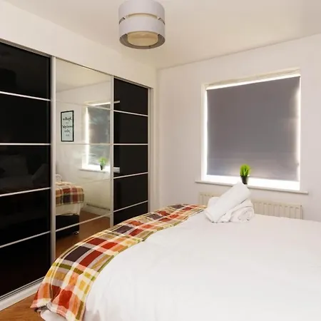 Redgrave Detached With Free Parking 4 Minutes From Walls * York